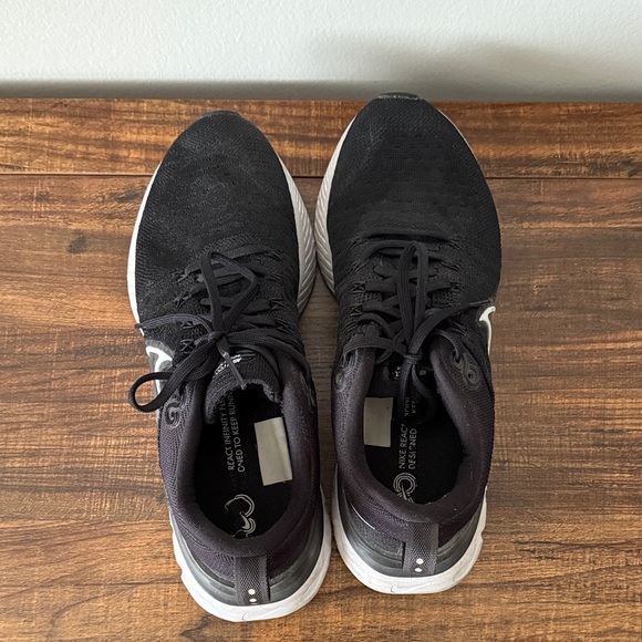 Nike React Infinity Run Flyknit 2 - Picture 3 of 5